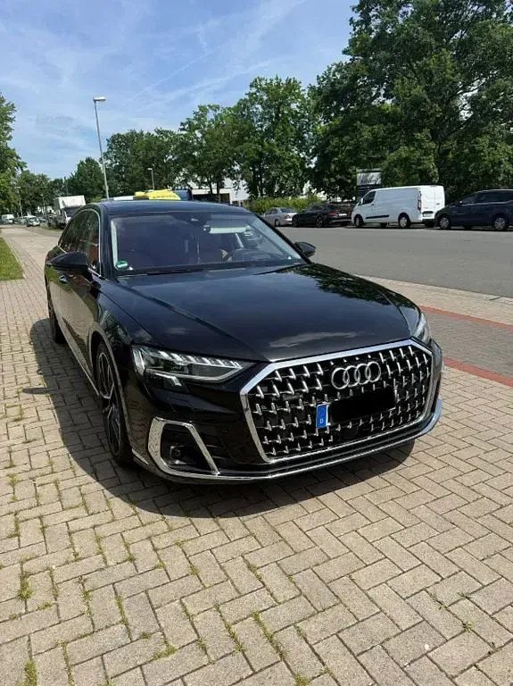 Gebraucht Audi A8L Ambiente 286 PS (210 kW) 2022 Schwarz Limousine