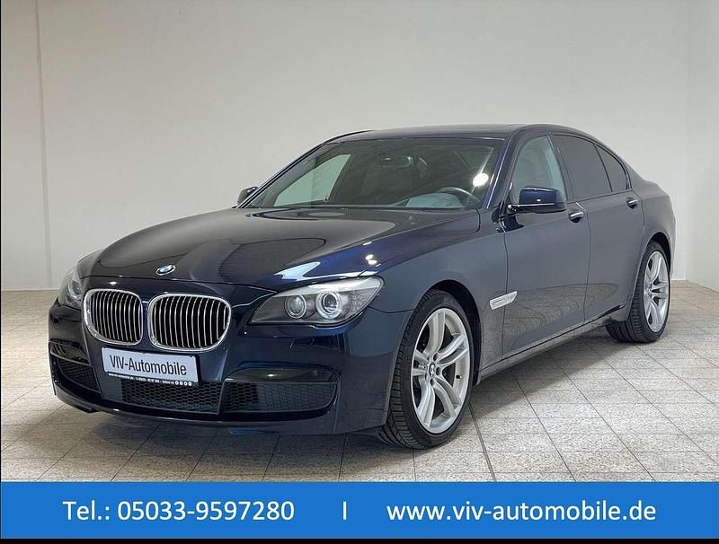 Imperialblau brillanteffekt me Gebraucht 2012 BMW 740 M Sport Limousine | 18.990 € (Fairer Preis) - Bild 1/4