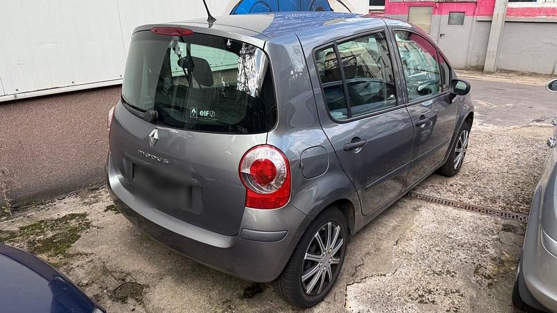 Grau Gebraucht 2006 Renault Modus Van / Kleinbus | 1.650 € - Bild 1/3
