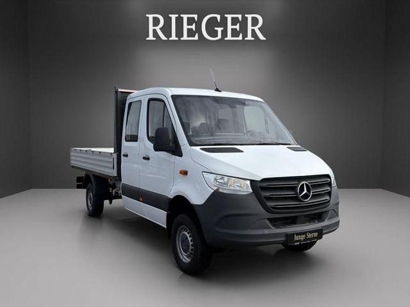 Gebraucht Mercedes Sprinter 163 PS (119 kW) 2021 Arktikweiß Van