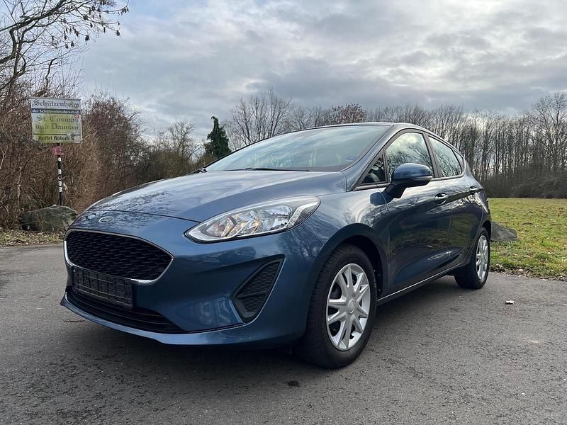 Gebraucht Ford Fiesta 101 PS (74 kW) 2019 Blau Kleinwagen
