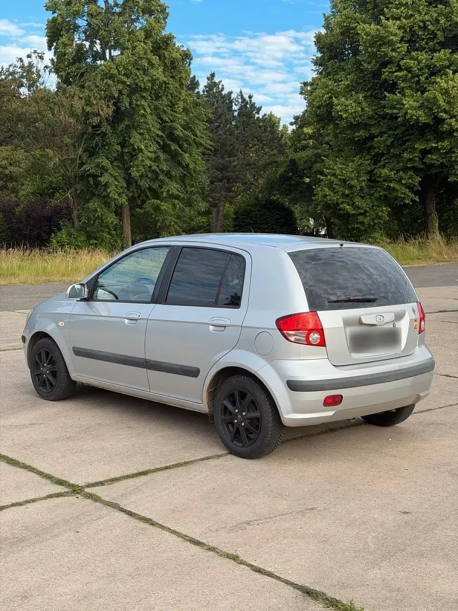 Gebraucht Hyundai Getz 63 PS (46 kW) 2004 Silber Kleinwagen