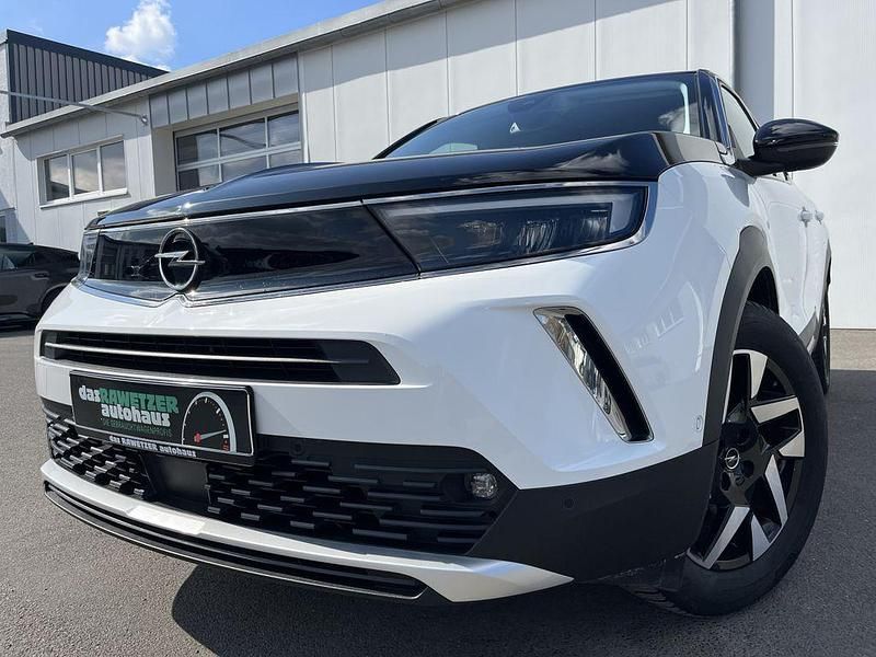 Gebraucht Opel Mokka-e Elegance 100 kW (136 PS) 2022 Arktis weiss SUV