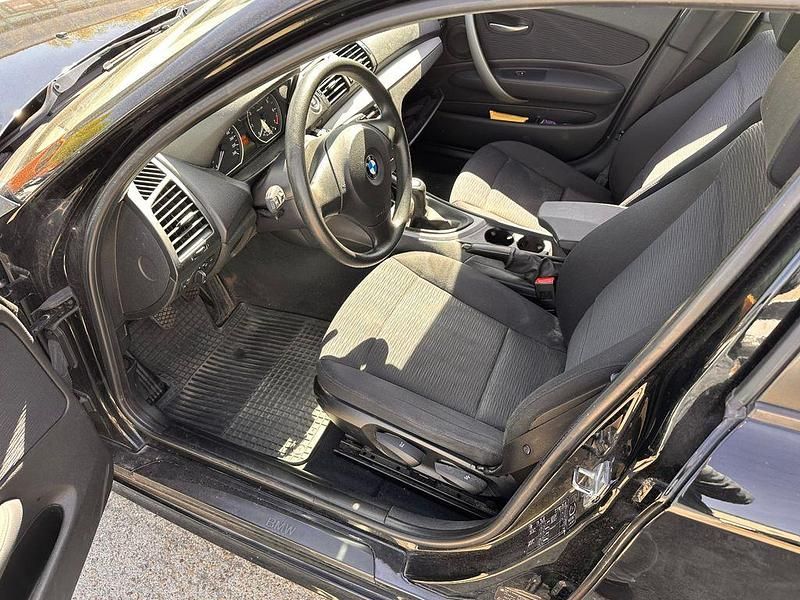 Używany BMW 116 Advantage 122 KM (89 kW) 2008 Czarny Hatchback