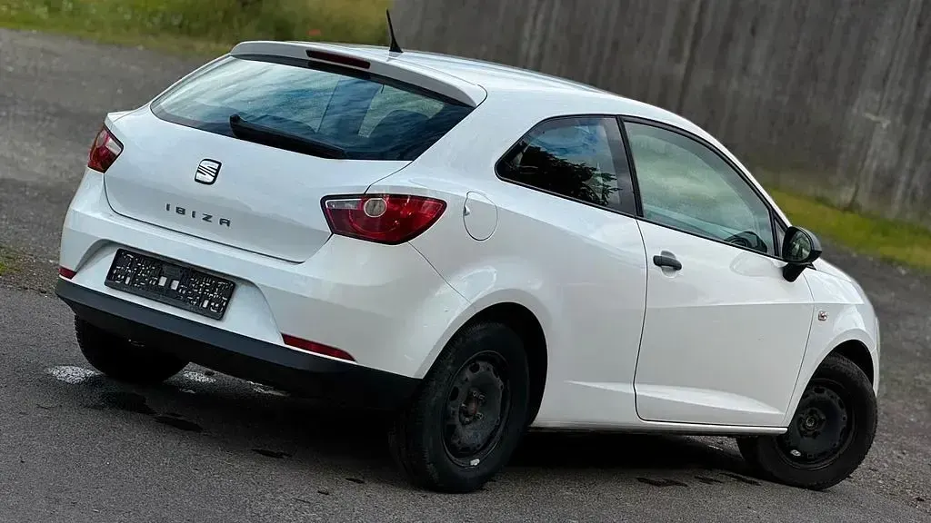 Gebraucht Seat Ibiza SC Reference 86 PS (63 kW) 2010 Weiß Kleinwagen