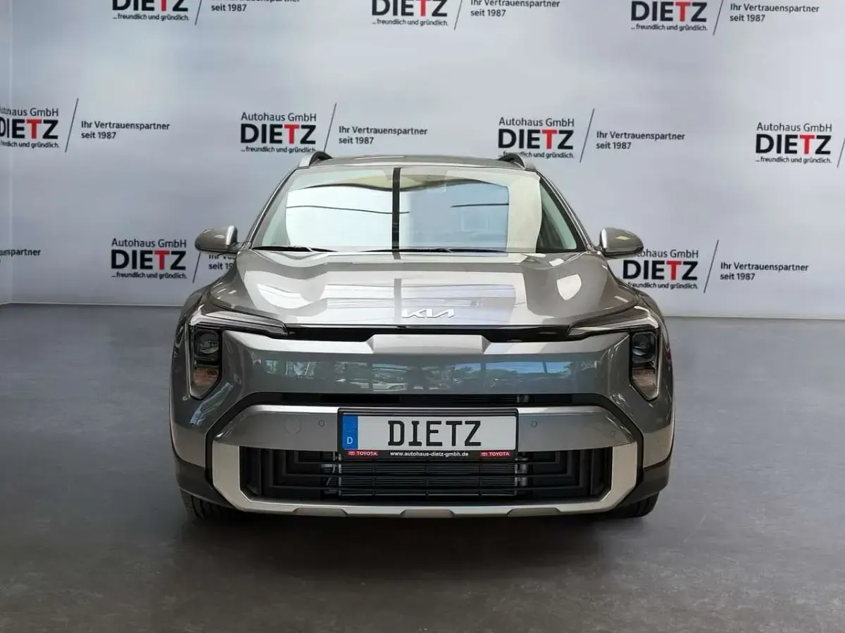 Neu Kia Stonic 116 PS (85 kW) 2026 Grau SUV