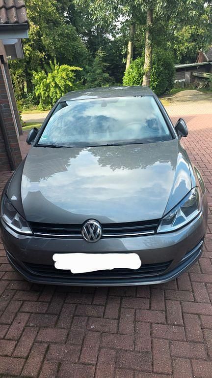 Grau Gebraucht 2014 VW Golf VII Cup Limousine | 7.000 € (Superpreis) - Bild 1/4