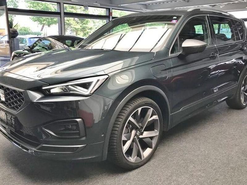Grau Gebraucht 2021 Seat Tarraco FR SUV | 29.990 € (Fairer Preis) - Bild 1/4