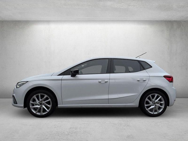 Neu Seat Ibiza FR 116 PS (85 kW) 2026 Nevada weiß metallic Kleinwagen