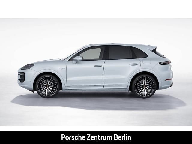 Gebraucht Porsche Cayenne 470 PS (345 kW) 2026 Silber SUV