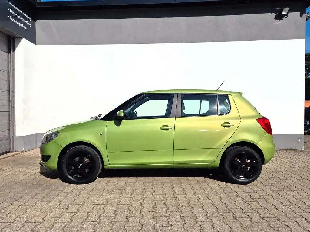 Gebraucht Skoda Fabia Cool Edition 60 PS (44 kW) 2014 Grün Limousine