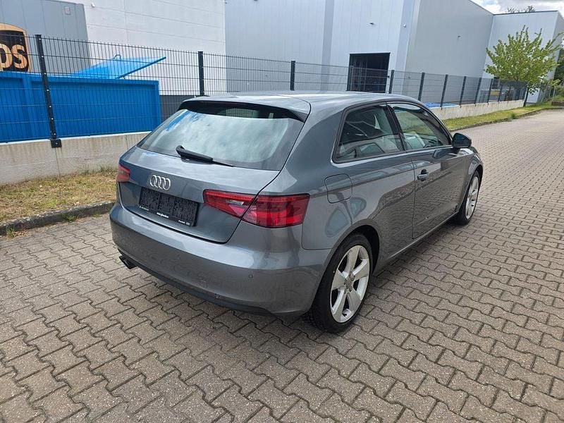 Usata Audi A3 Ambiente 122 CV (89 kW) 2012 Grigio Utilitaria