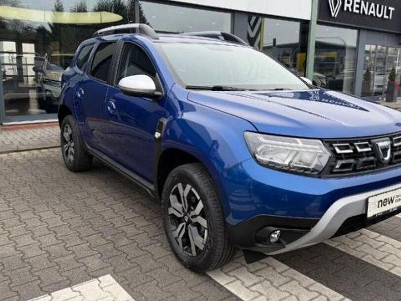 Gebraucht Dacia Duster Prestige 131 PS (96 kW) 2023 Stahlblau SUV