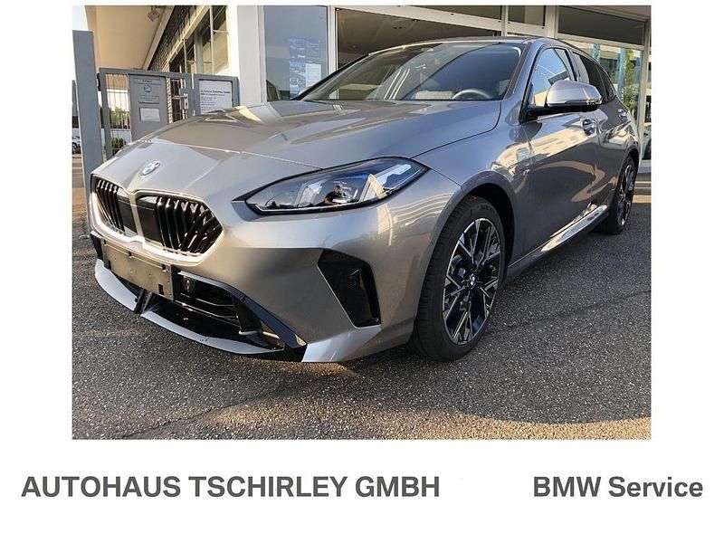 Grau Gebraucht 2025 BMW 120 M Sport Kleinwagen | 34.900 € (Fairer Preis) - Bild 1/4