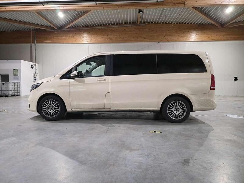 Gebraucht Mercedes V250 190 PS (139 kW) 2020 Gelb Van / Kleinbus