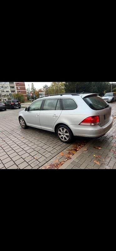Gebraucht VW Golf V 140 PS (102 kW) 2008 Silber Kombi