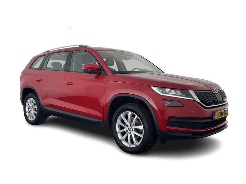 Rot Gebraucht 2020 Skoda Kodiaq Business Line SUV | 14.445 € (Teuer) - Bild 1/4