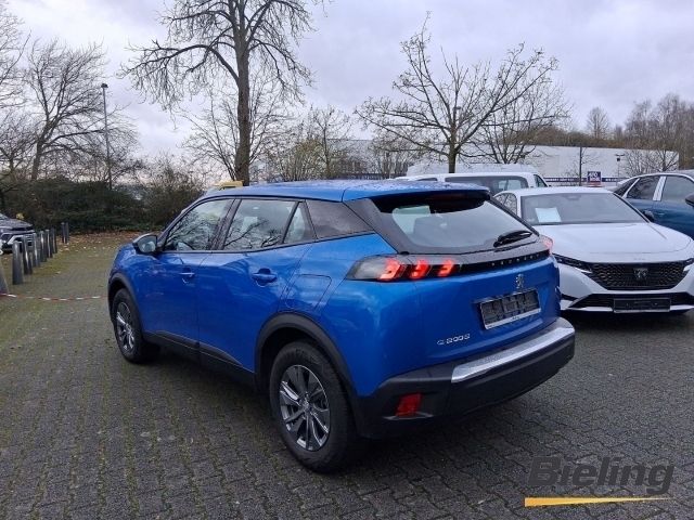 Gebraucht Peugeot e-2008 Active 100 kW (136 PS) 2020 Blau SUV