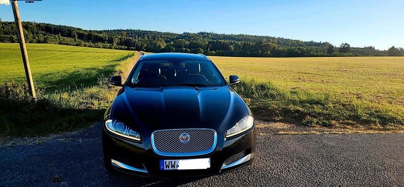 Gebraucht 2015 Jaguar XF Limousine | 9.300 € (Superpreis) - Bild 1/4