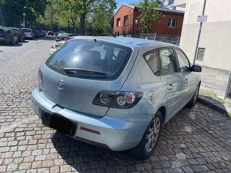 Second-hand Mazda 3 Active 105 CP (77 kW) 2007 Verde Berlinǎ