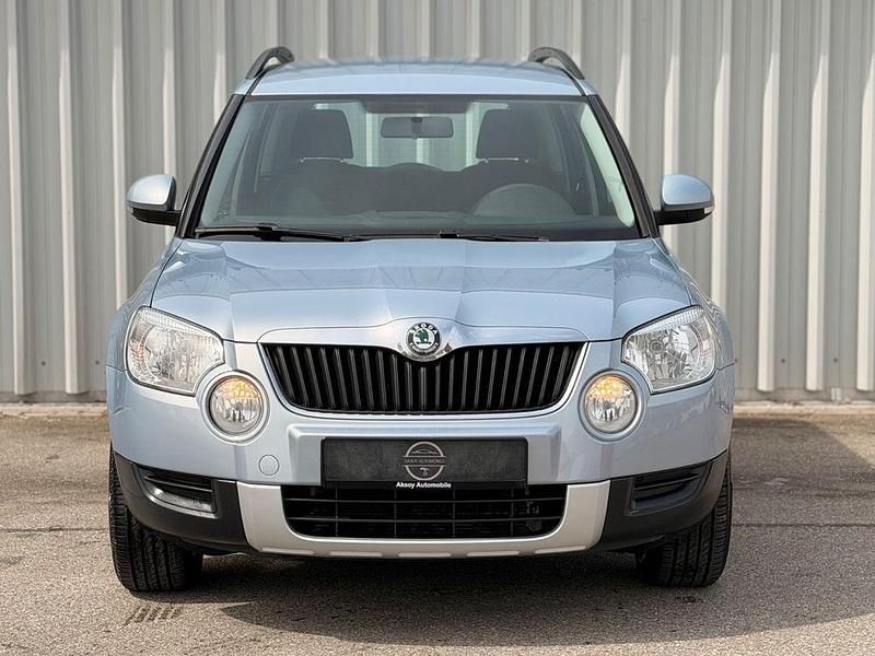 Gebraucht Skoda Yeti 105 PS (77 kW) 2010 Blau SUV