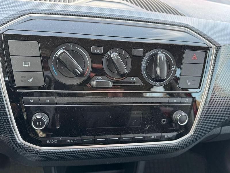 Gebraucht VW up! 60 PS (44 kW) 2016 Rot Kleinwagen