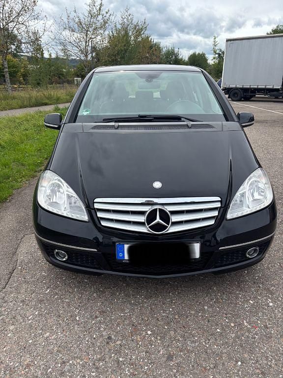 Schwarz Gebraucht 2008 Mercedes A200 Avantgarde Van / Kleinbus | 5.500 € (Etwas zu teuer) - Bild 1/4