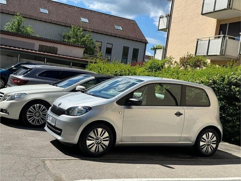 Gebraucht Skoda Citigo Active 60 PS (44 kW) 2016 Silber Kleinwagen