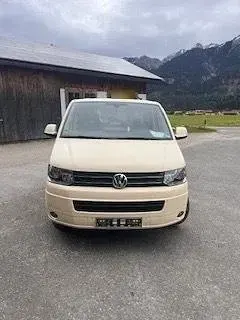 Gebraucht VW Multivan 140 PS (102 kW) 2015 Van / Kleinbus