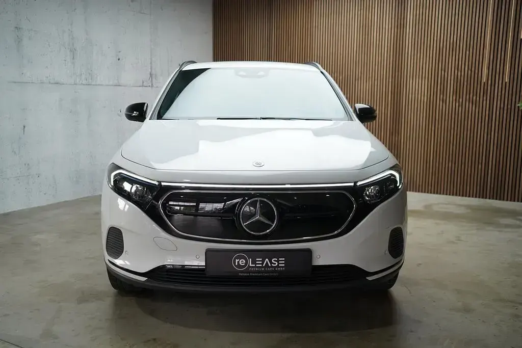 Gebraucht Mercedes EQA250 Night 139 kW (190 PS) 2022 Weiß SUV