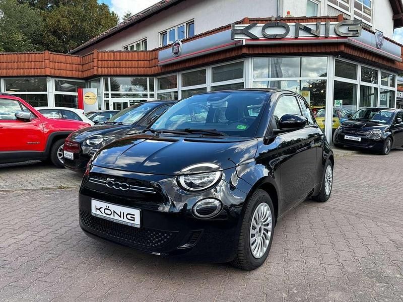 Onyx schwarz (10n) Gebraucht 2023 Fiat 500e Kleinwagen | 24.776 € (Etwas zu teuer) - Bild 1/4