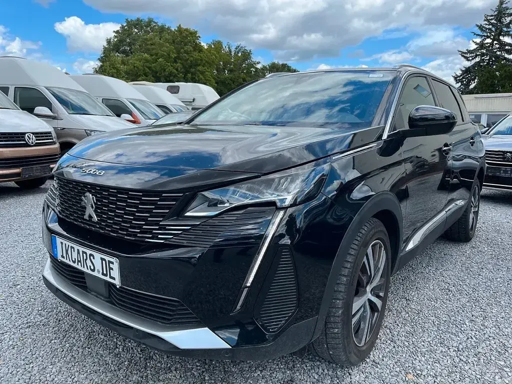 Gebraucht Peugeot 5008 Allure 131 PS (96 kW) 2022 Schwarz SUV