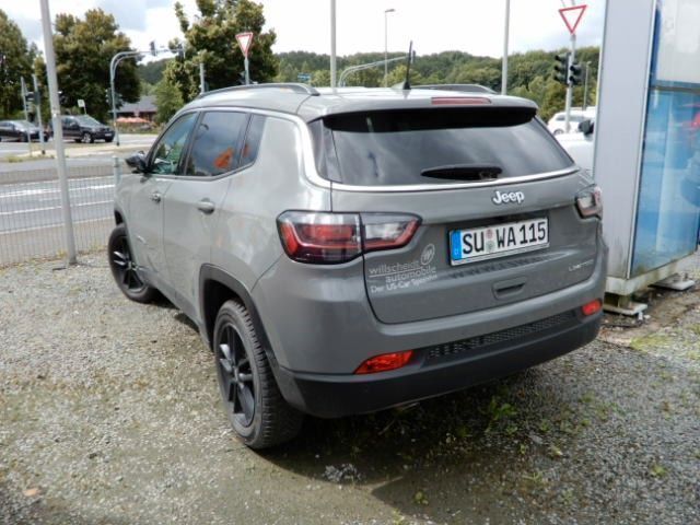 Gebraucht Jeep Compass Limited 131 PS (96 kW) 2021 Grau SUV