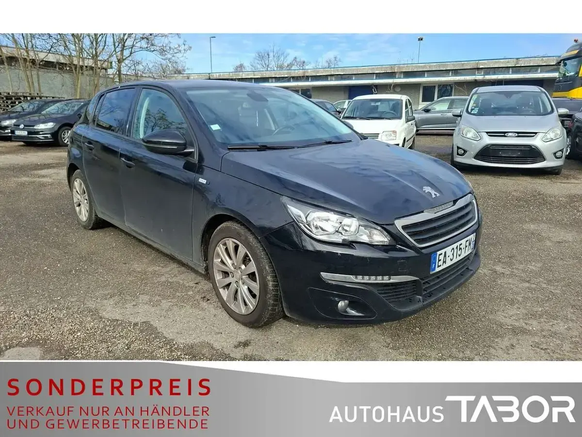 Gebraucht Peugeot 308 99 PS (72 kW) 2016 Lackierung schwarz perla nera/ Limousine