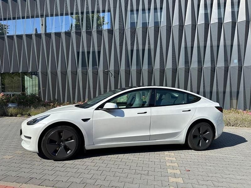 Gebraucht Tesla Model 3 366 kW (498 PS) 2020 Weiß Limousine