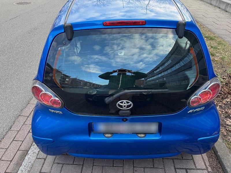 Gebraucht Toyota Aygo 2009 Blau Kleinwagen