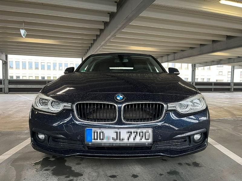 Gebraucht BMW 318 Advantage 136 PS (100 kW) 2016 Blau Kombi