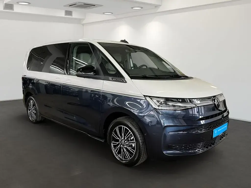 Gebraucht VW Multivan Style 150 PS (110 kW) 2025 Blau Van / Kleinbus