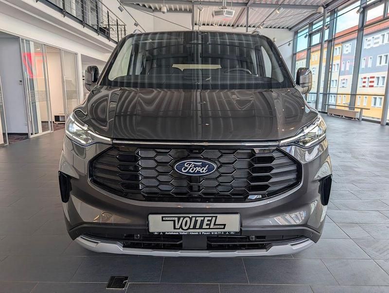 Neu Ford Tourneo Active 150 PS (110 kW) 2025 Magneticgrau Van / Kleinbus