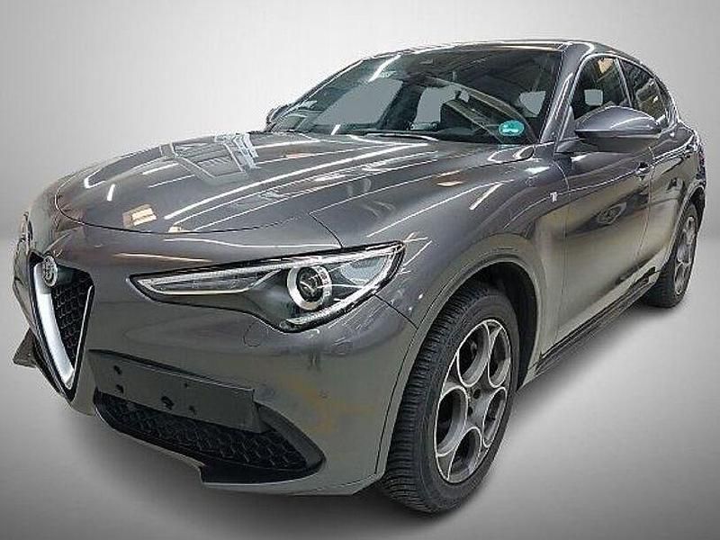 Grau Gebraucht 2022 Alfa Romeo Stelvio Ti SUV | 28.995 € (Superpreis) - Bild 1/3
