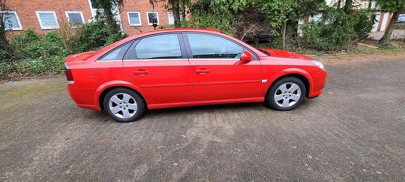 Gebraucht Opel Vectra 140 PS (102 kW) 2006 Rot Limousine
