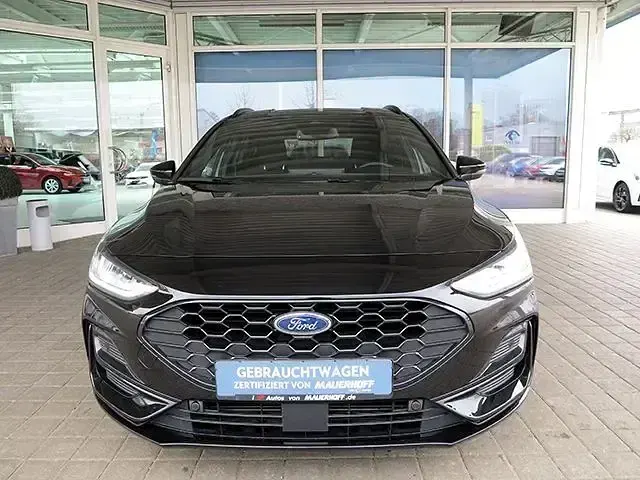 Gebraucht Ford Focus ST-Line 125 PS (91 kW) 2024 Obsidianschwarz metallic Kombi