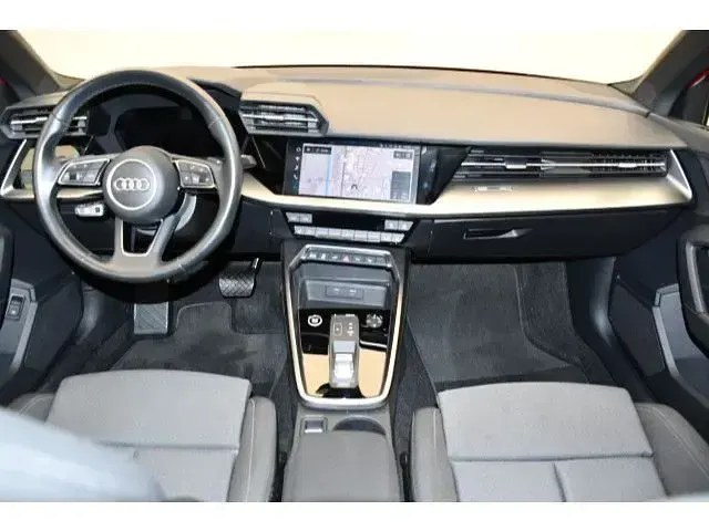 Gebraucht Audi A3 S-Line 150 PS (110 kW) 2022 Tangorot metallic Limousine