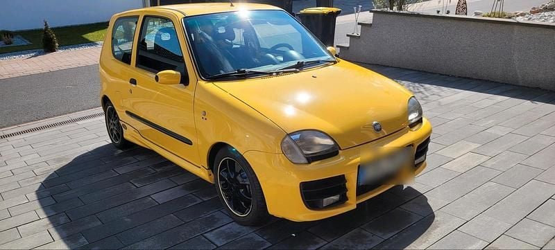 Gebraucht Fiat Seicento 54 PS (39 kW) 2001 Gelb Kleinwagen