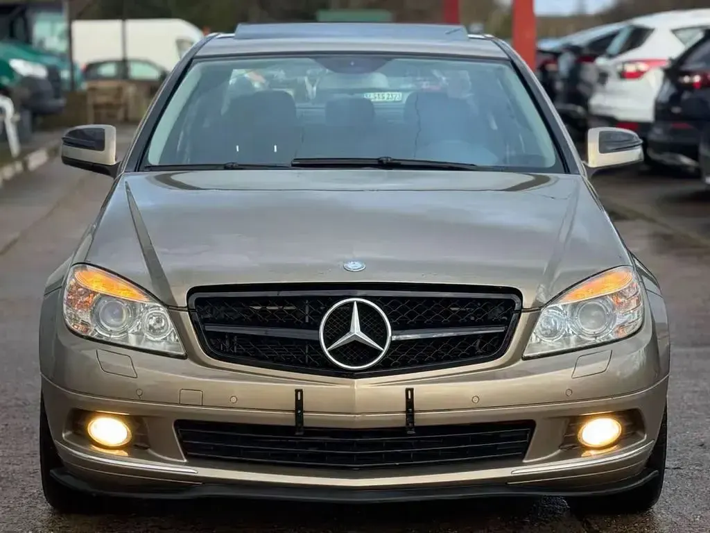 Gebraucht Mercedes C200 184 PS (135 kW) 2008 Beige Limousine