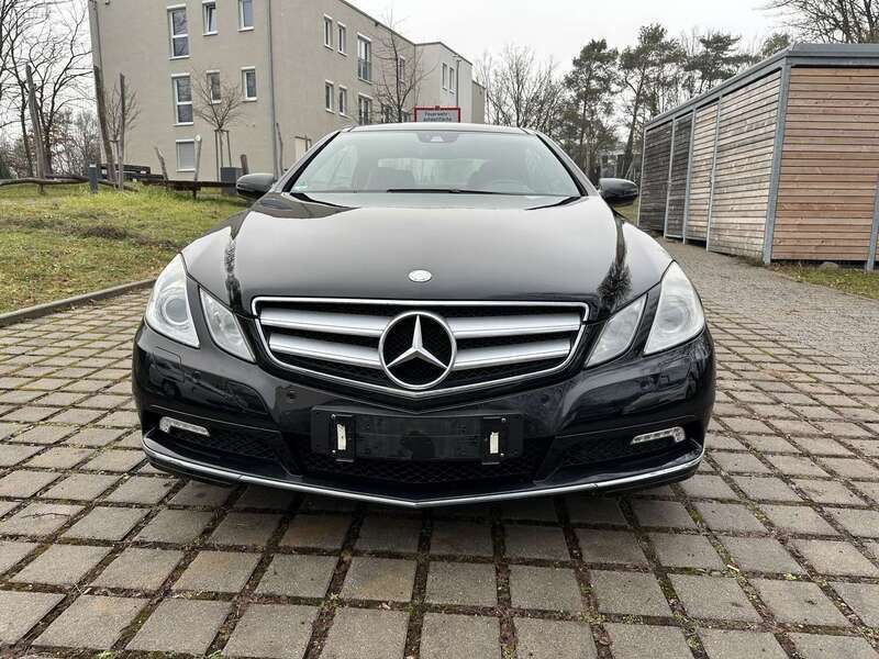 Gebraucht 2009 Mercedes E350 Avantgarde Coupé | 9.000 € (Superpreis) - Bild 1/4