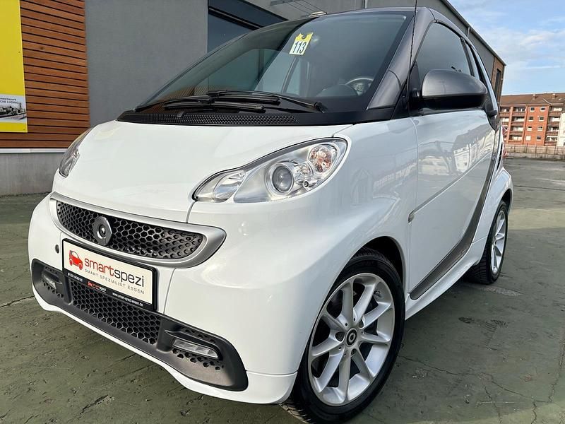 Gebraucht Smart ForTwo Cabrio 71 PS (52 kW) 2014 Weiß Cabrio