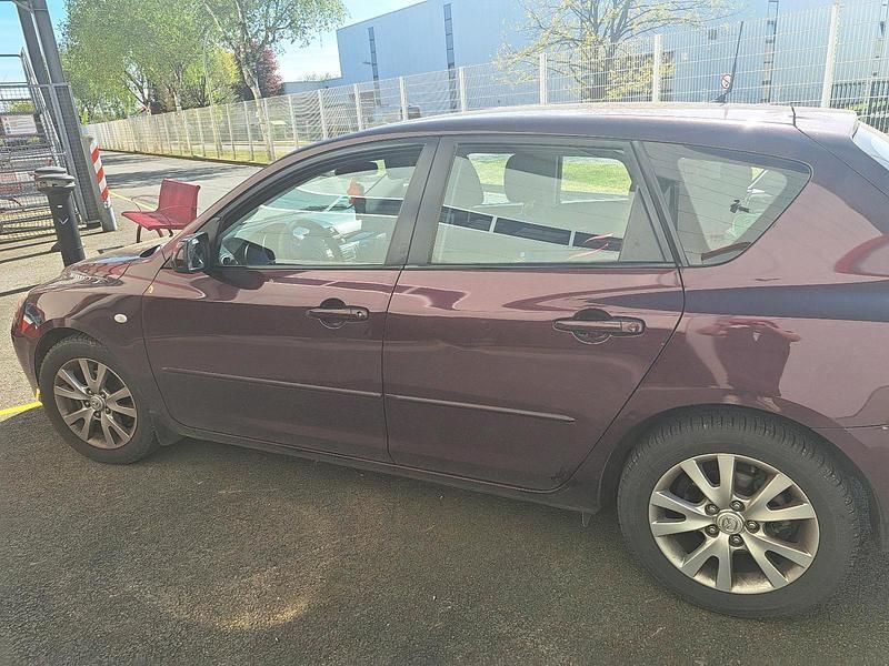Second-hand Mazda 3 75 CP (55 kW) 2007 Andere farben Berlinǎ
