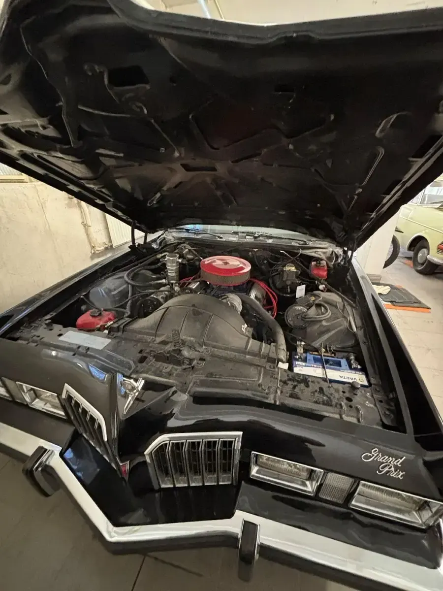 Gebraucht Pontiac Grand Prix 220 PS (161 kW) 1977 Schwarz Coupé
