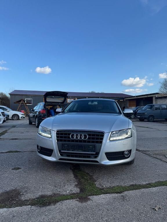 Gebraucht Audi A5 Design 211 PS (155 kW) 2010 Silber Coupé